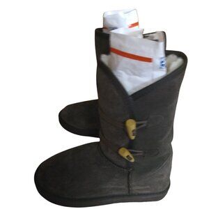 UKALA TAJ LOW WOMEN'S SIZE 7W GRAY MERINO WOOL LINED SUEDE BOOTS TOGGLE CLOSURE